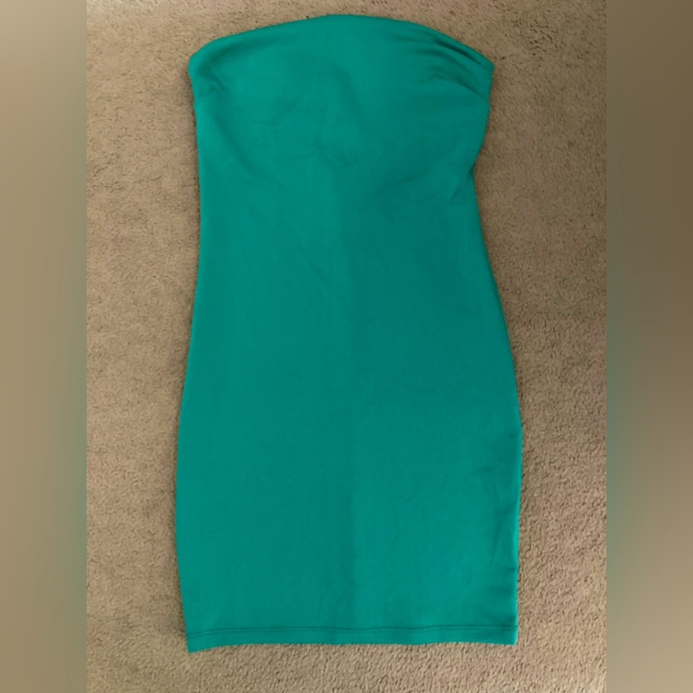 Color block tube dress